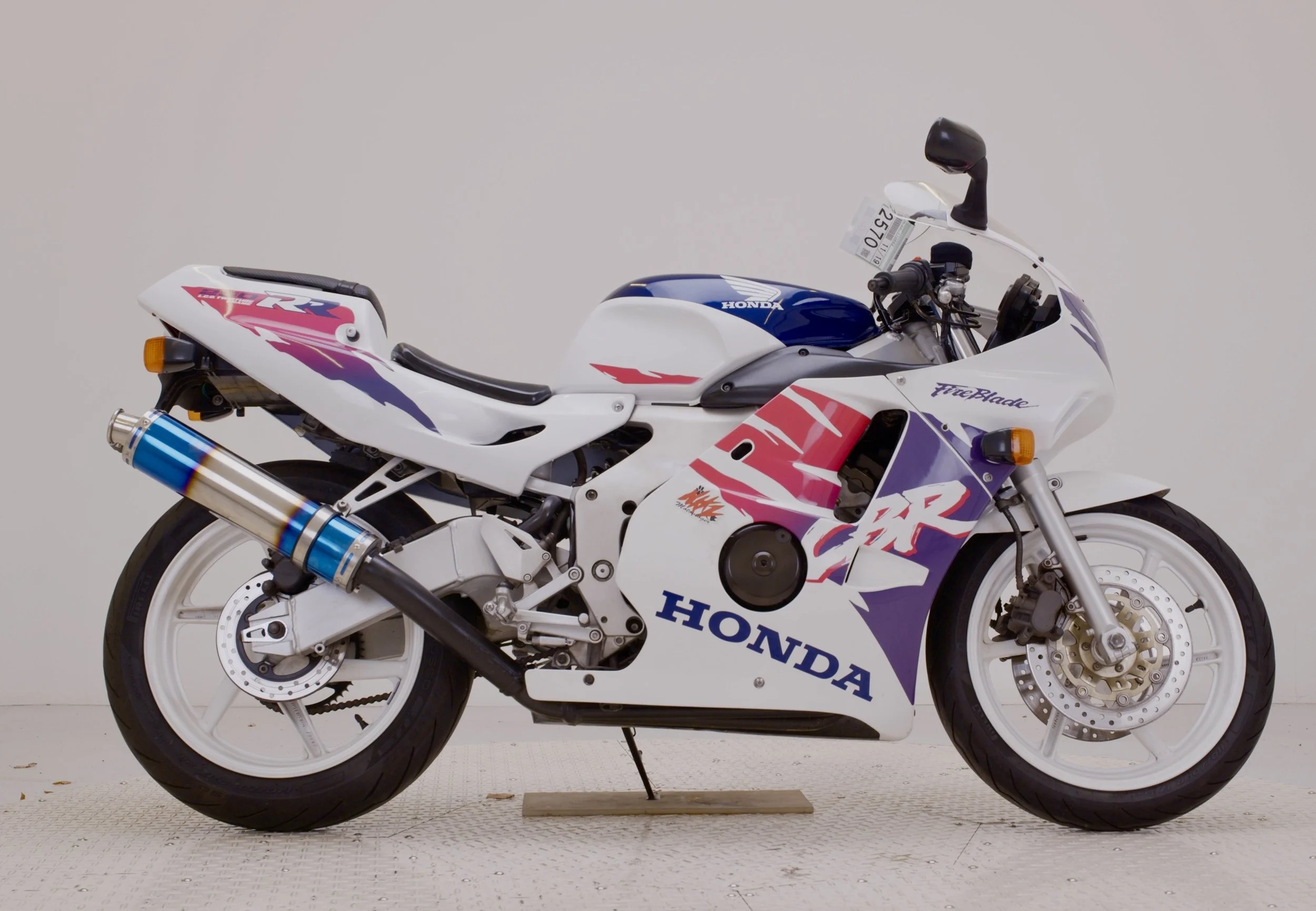 Moto2 Imports